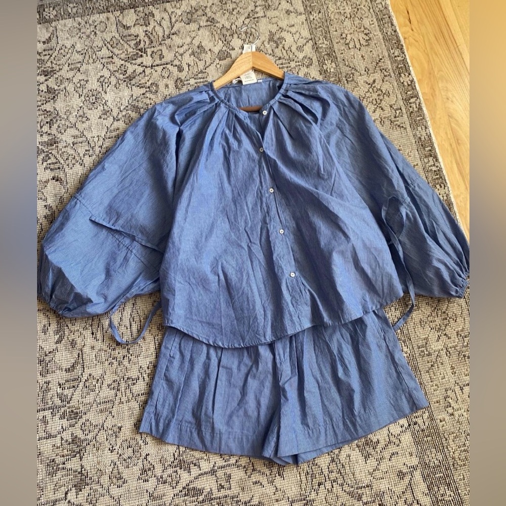 EUC Deiji Studios Blue and white stripe set size small